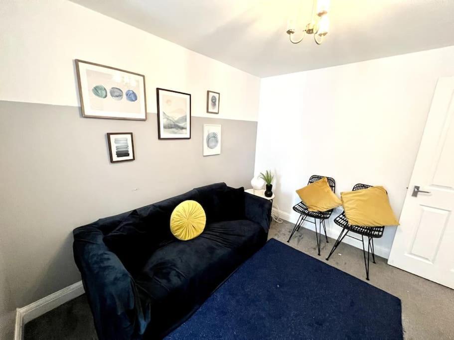 Modern 2 Bed Close To Mall With Parking & Garden Londres Exterior foto