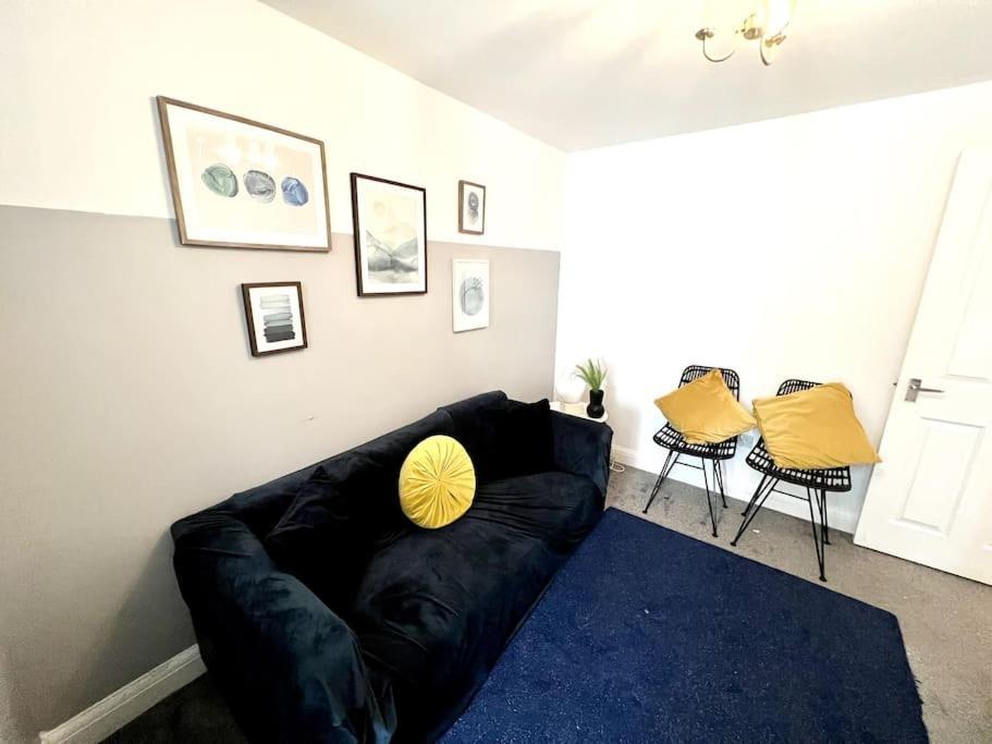 Modern 2 Bed Close To Mall With Parking & Garden Londres Exterior foto